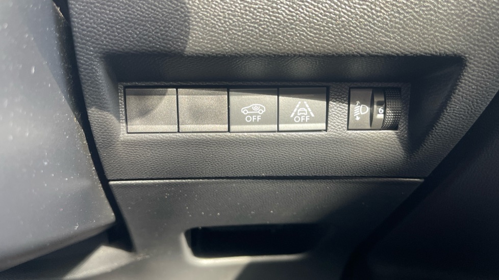 Peugeot 2008 Gt Grey #32