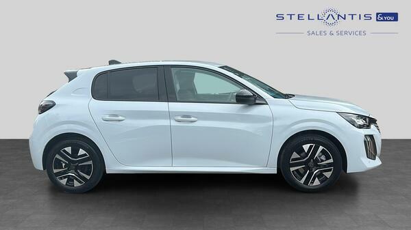 Peugeot 208 1.2 Allure Hatchback Hybrid E-dsc6 Euro #2