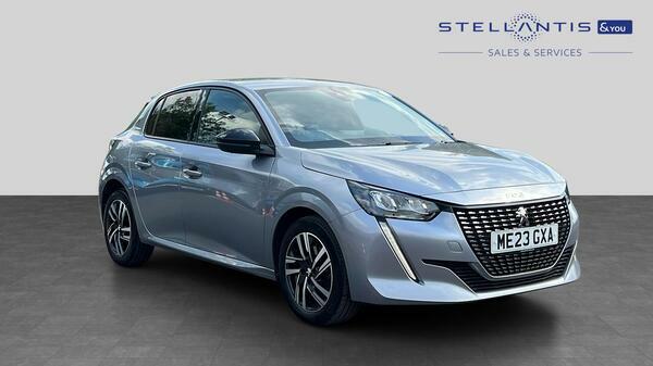 Peugeot 208 1.2 Puretech Allure Premium Hatchback 