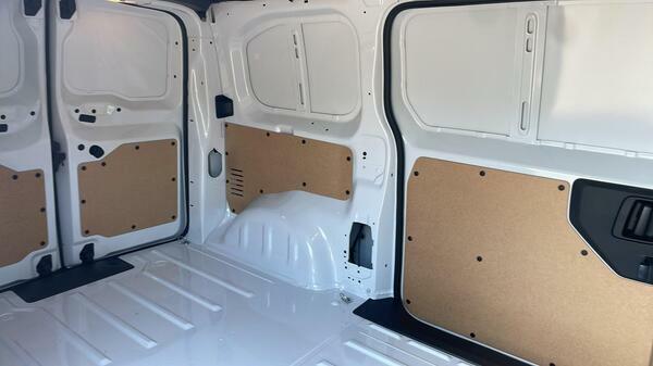 Peugeot Expert Professional Medium White #33