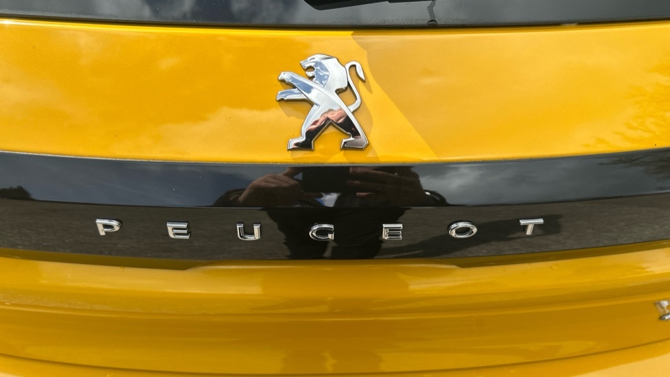 Peugeot 208 1.2 Puretech Active  #26