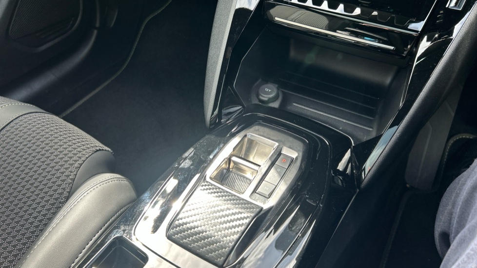 Peugeot 208 1.2 Puretech Active  #20