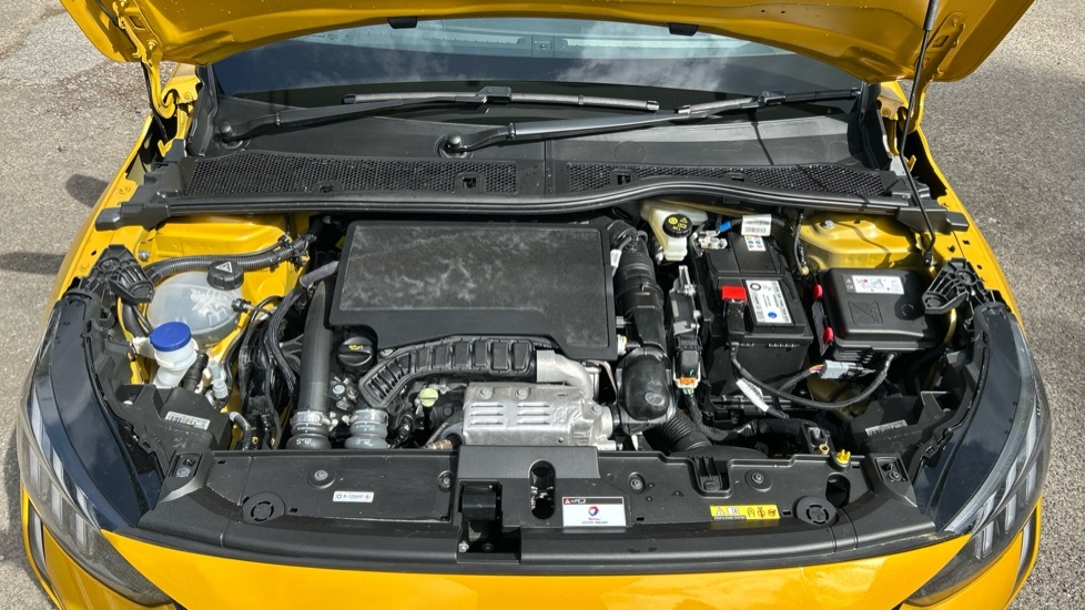 Peugeot 208 1.2 Puretech Active  #18