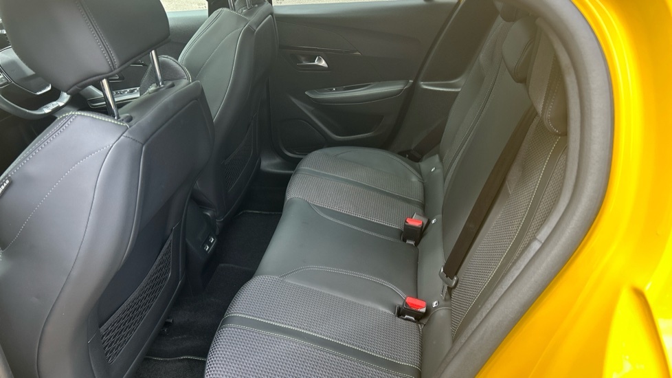 Peugeot 208 1.2 Puretech Active  #33