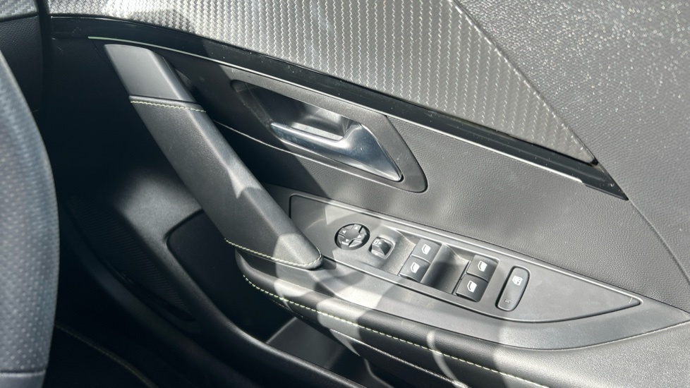 Peugeot 208 1.2 Puretech Active  #22