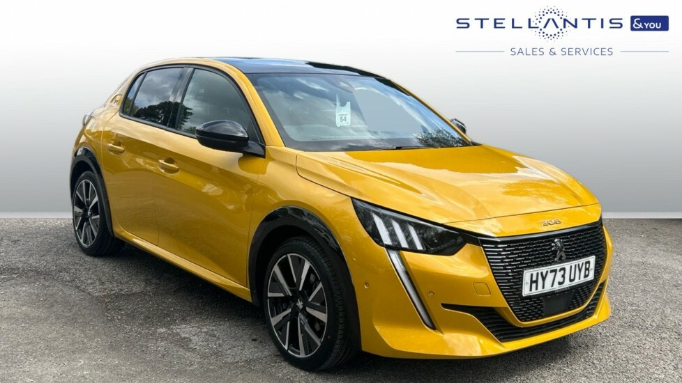 Peugeot 208 1.2 Puretech Active  #1