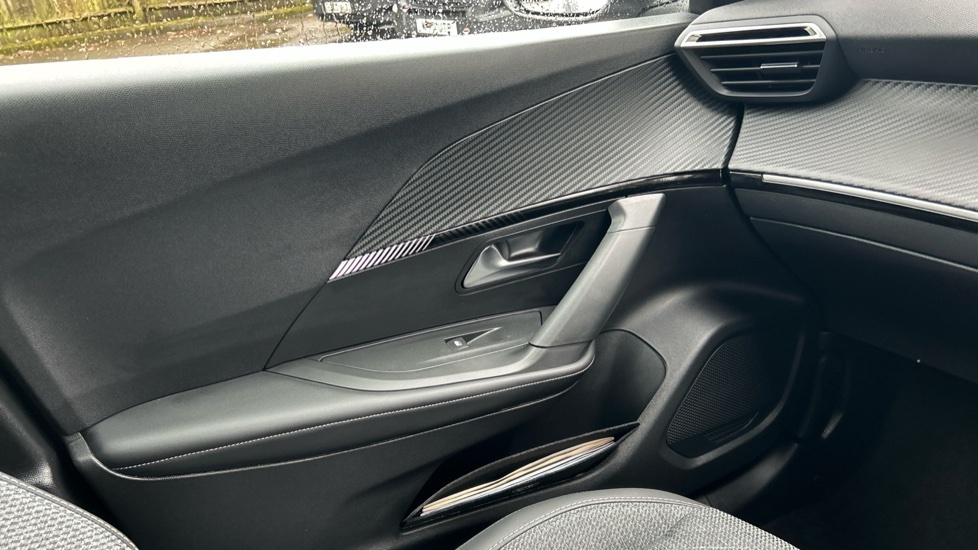 Peugeot 2008 Gt Grey #40