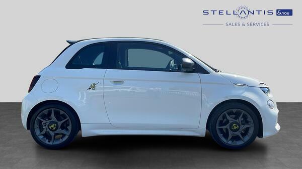 Abarth 500 42Kwh Convertible 155 Ps  #2