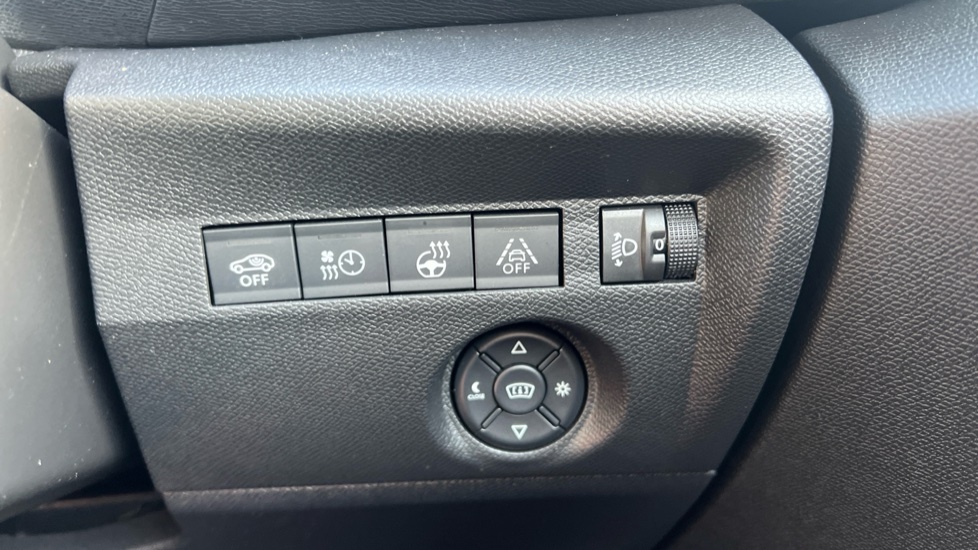 Citroen e-C4 50Kwh Shine Hatchback 136 Ps Black #34