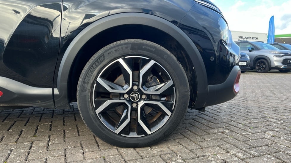Citroen e-C4 50Kwh Shine Hatchback 136 Ps Black #17