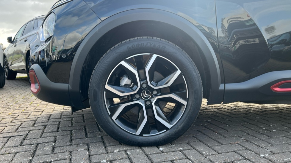 Citroen e-C4 50Kwh Shine Hatchback 136 Ps Black #14