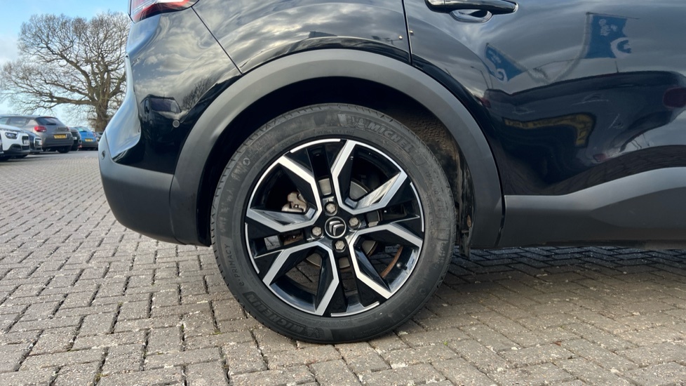 Citroen e-C4 50Kwh Shine Hatchback 136 Ps Black #16