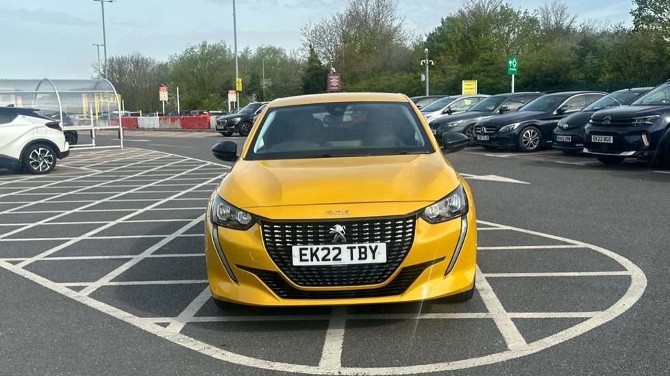 Peugeot 208 1.2 Puretech Active Premium Hatchback M Yellow #8