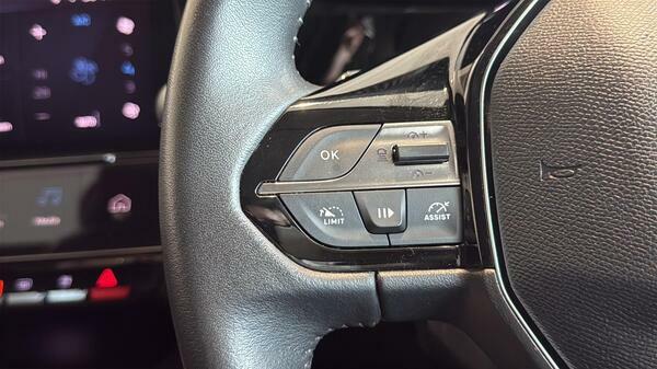 Peugeot 308 1.2 Puretech Allure Eat8 Red #20