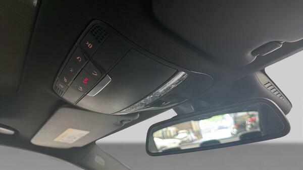 Mercedes-Benz C Class C220 D Sport Black #34