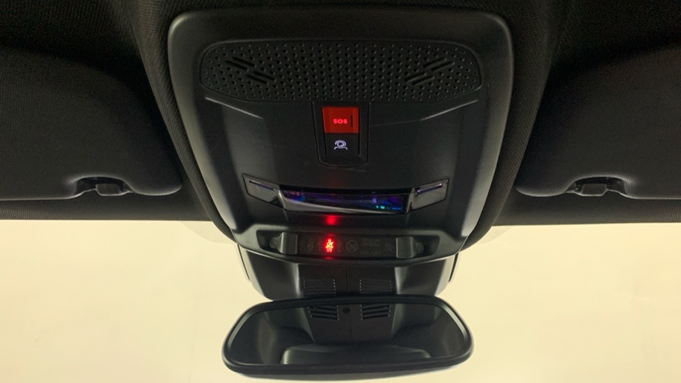 Peugeot 208 1.2 Puretech 100 Allure White #28