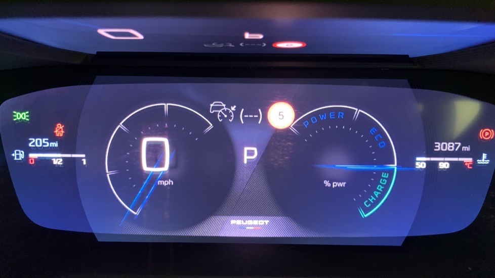 Peugeot 2008 1.2 Puretech S S Allure Black #11