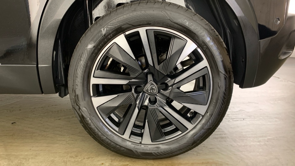 Peugeot 2008 1.2 Puretech S S Allure Black #25
