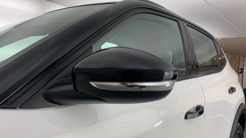 Citroen C3 1.2 Turbo Plus Euro 6 S S White #57