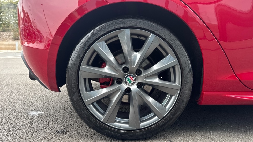 Alfa Romeo Giulietta Tb Multiair Super Tct Red #16