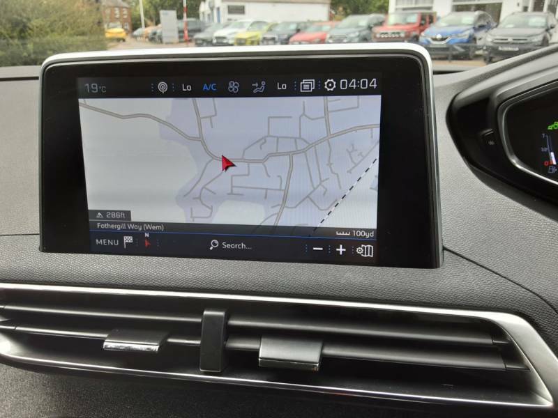 Peugeot 3008 1.5 Bluehdi Allure Grey #4