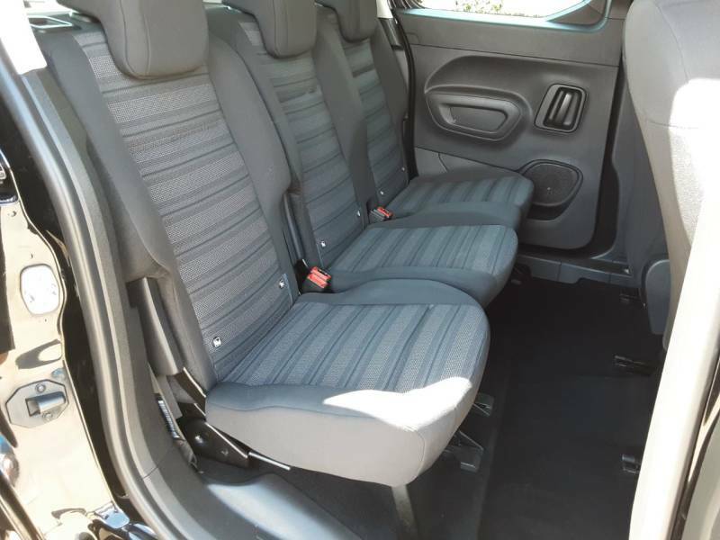 Vauxhall Combo Life 1.5 Turbo D 130 Energy Black #4