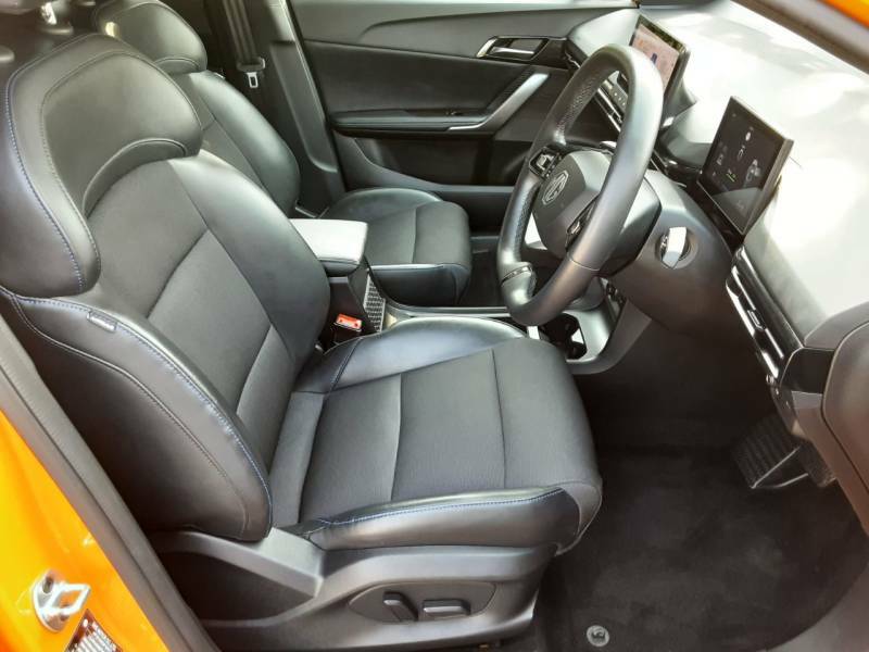 MG MG4 150Kw Trophy Ev Long Range 64Kwh Orange #5