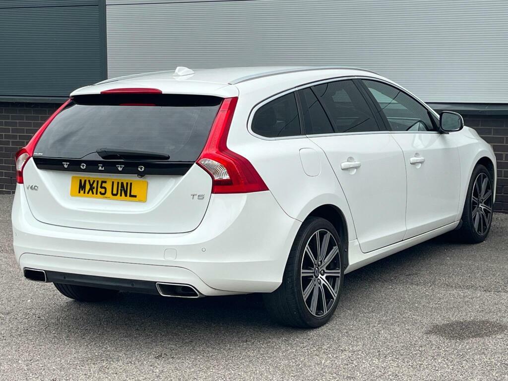 Volvo V60 2.0 R Design Lux T5 White #4