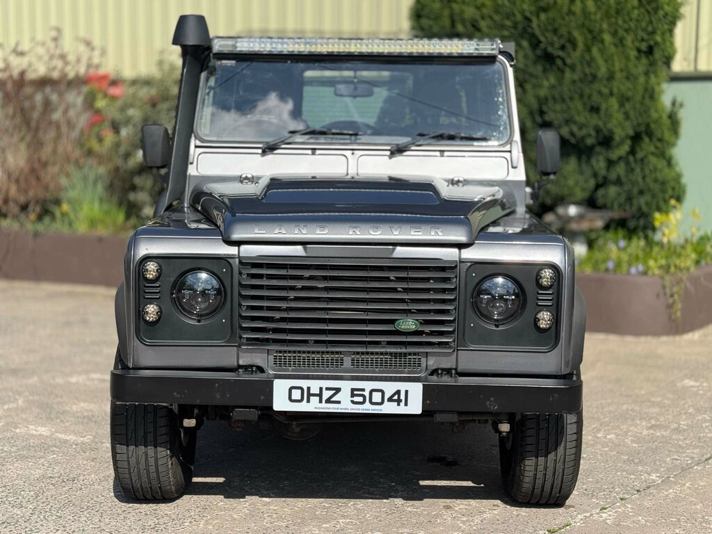 Land Rover Defender 90 90 Van Green #7
