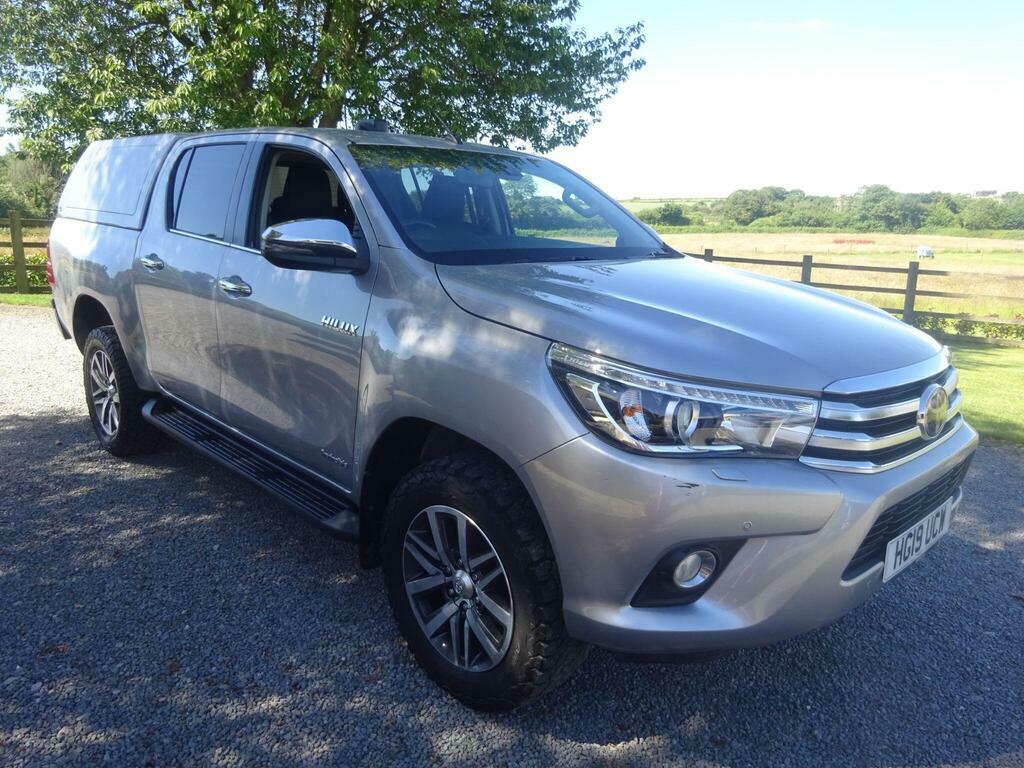 Toyota HILUX 2.4 D-4d Invincible Pickup Double Cab Silver #3