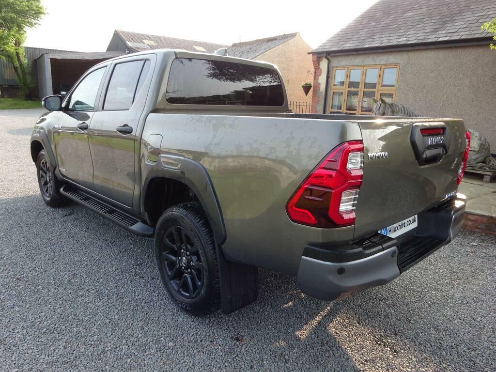 Toyota HILUX 2.8 D-4d Invincible X 4Wd Euro 6 S S Brown #6