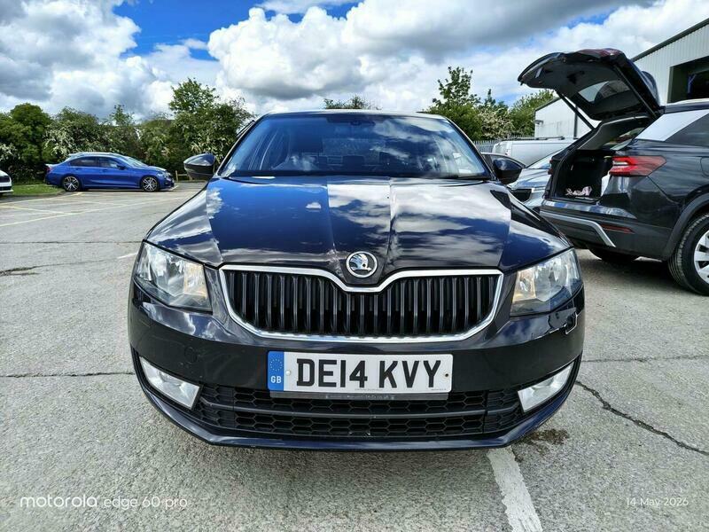 Skoda Octavia 1.4 Tsi Elegance Euro Black #2