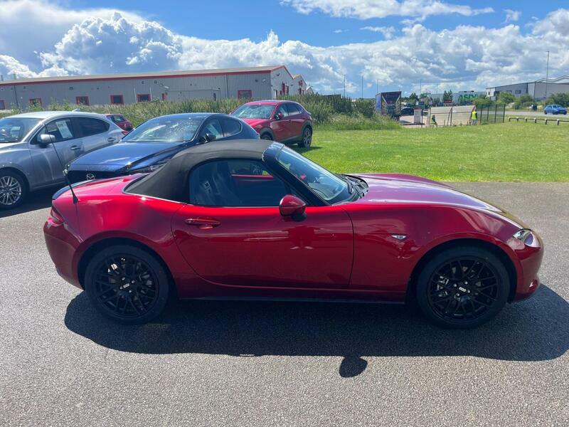 Mazda MX-5 Manual Red #6