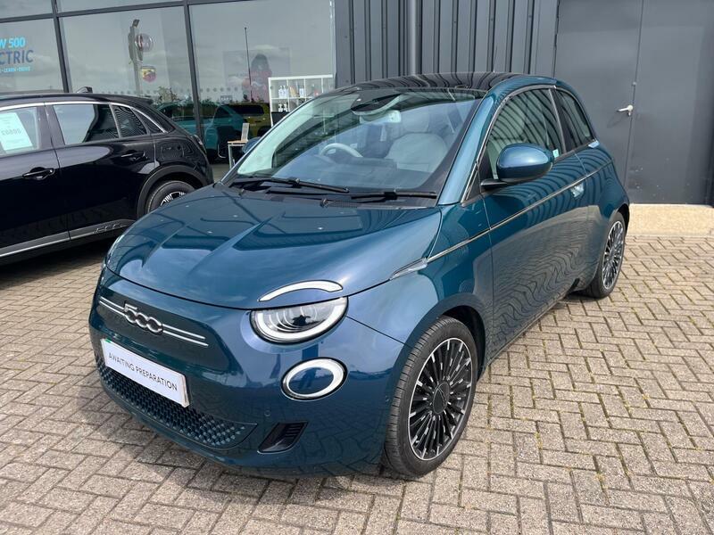 Fiat 500E Automatic Green #5