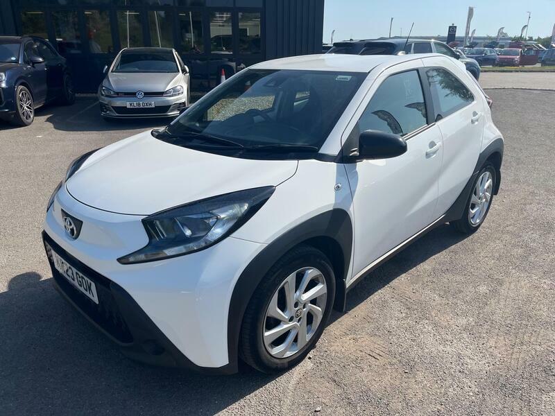 Toyota Aygo X Automatic White #5