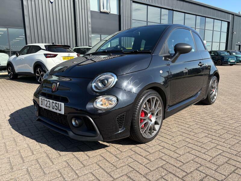 Abarth 695 695 Black