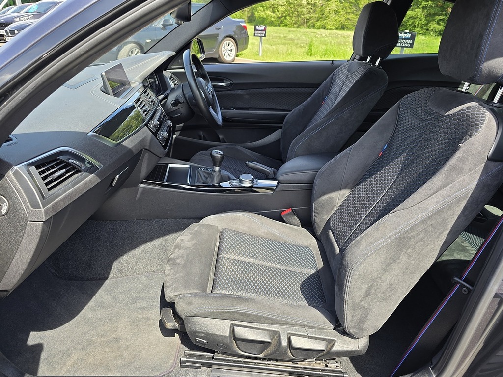 BMW 2 Series 218I M Sport YJ69AFS Grey #4