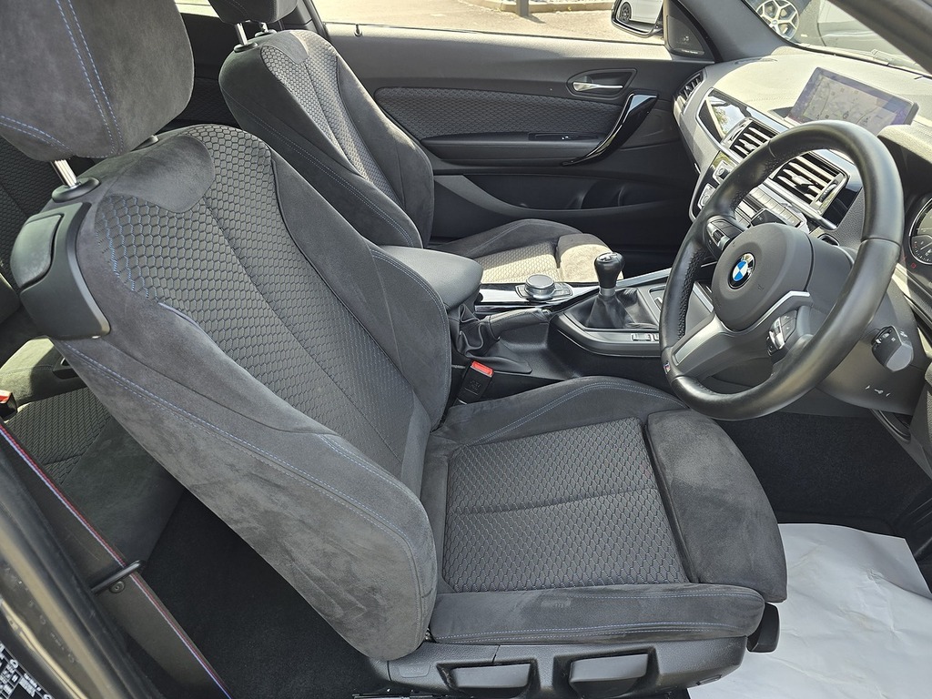 BMW 2 Series 218I M Sport YJ69AFS Grey #3