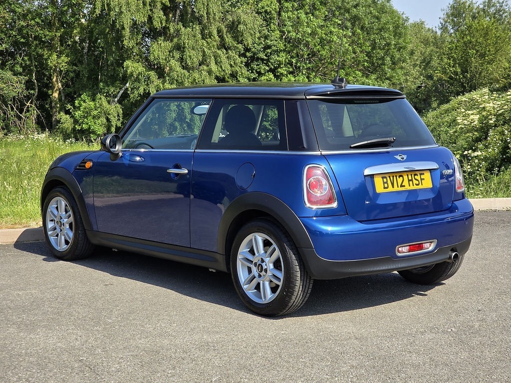 Mini Hatch Cooper Blue #2