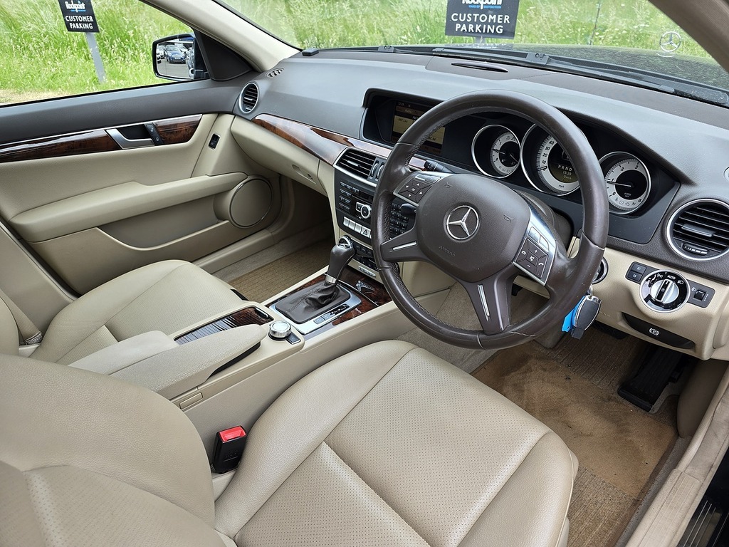 Mercedes-Benz C Class C220 Cdi Blueefficiency Elegance Black #3