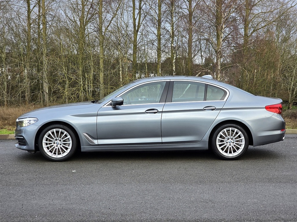 BMW 5 Series 520D Se Blue #6