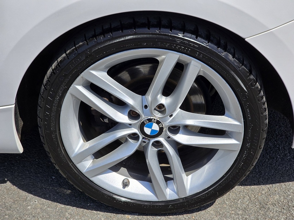 BMW 2 Series Se White #36