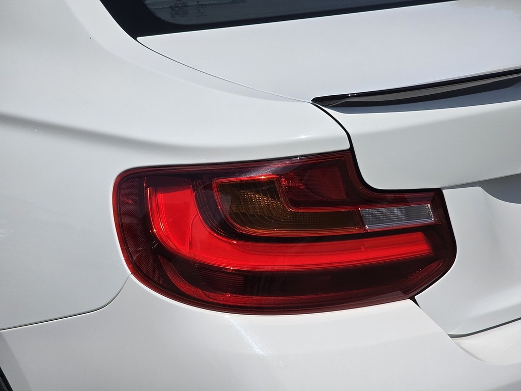 BMW 2 Series Se White #41