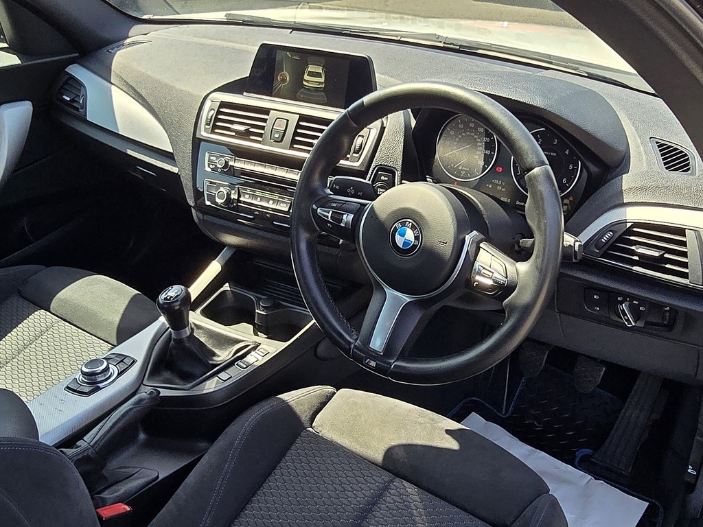 BMW 2 Series Se White #7