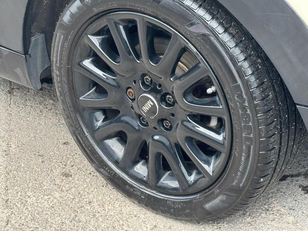 Mini Hatch  Black #10