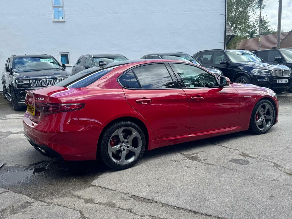 Alfa Romeo Giulia White #8