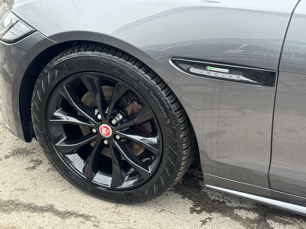 Jaguar XF Xf V6 S D Red #12