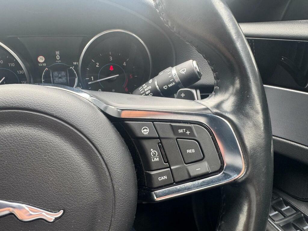 Jaguar XF Xf V6 S D Red #22