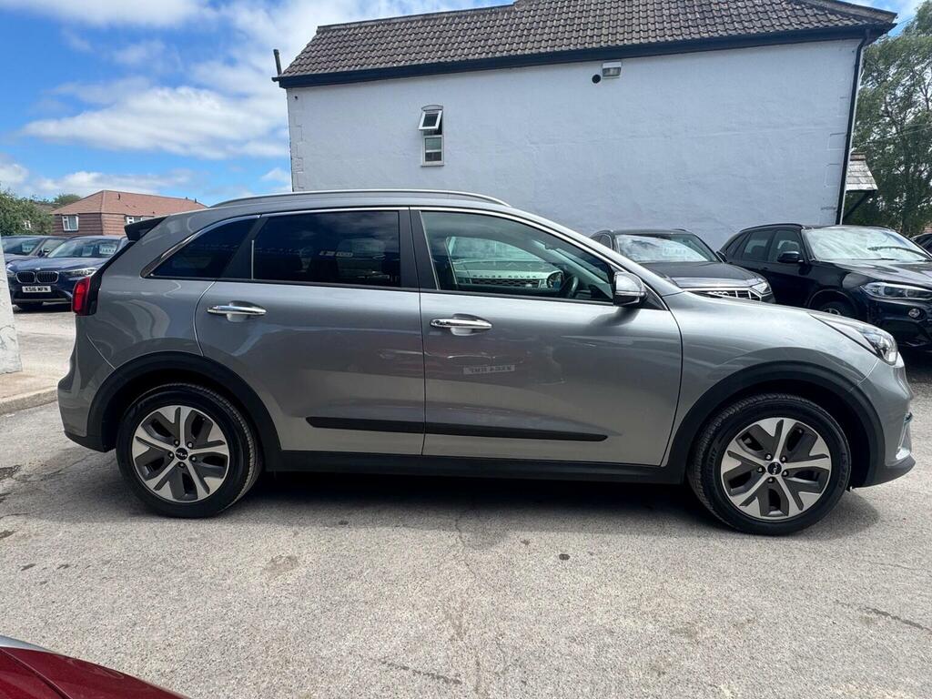 Kia Niro Suv Grey #3