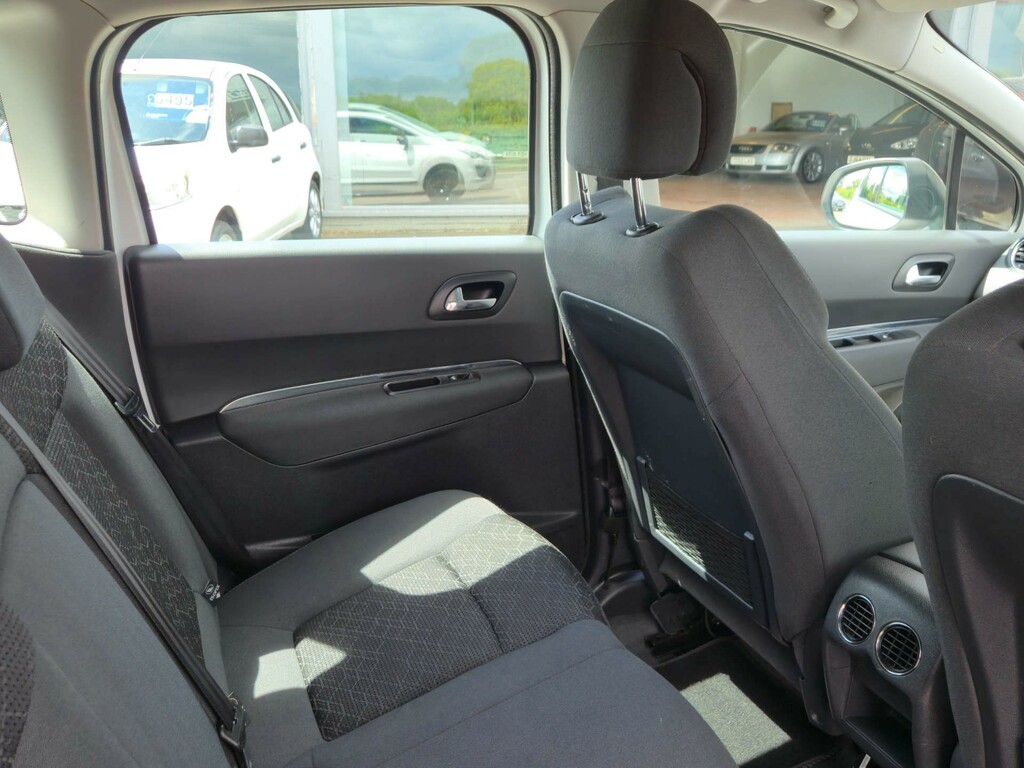 Peugeot 3008 1.2 Puretech Active Blue #25